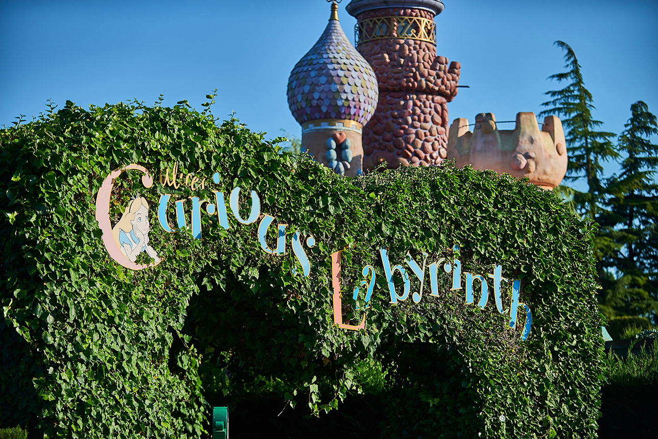 Alice’s Curious Labyrinth, Disneyland Park